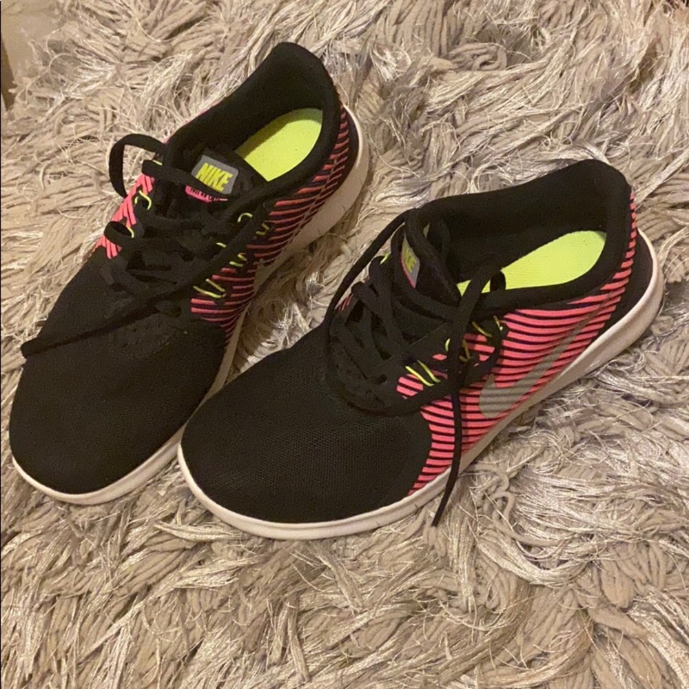 NIKE FREE RN CMTR